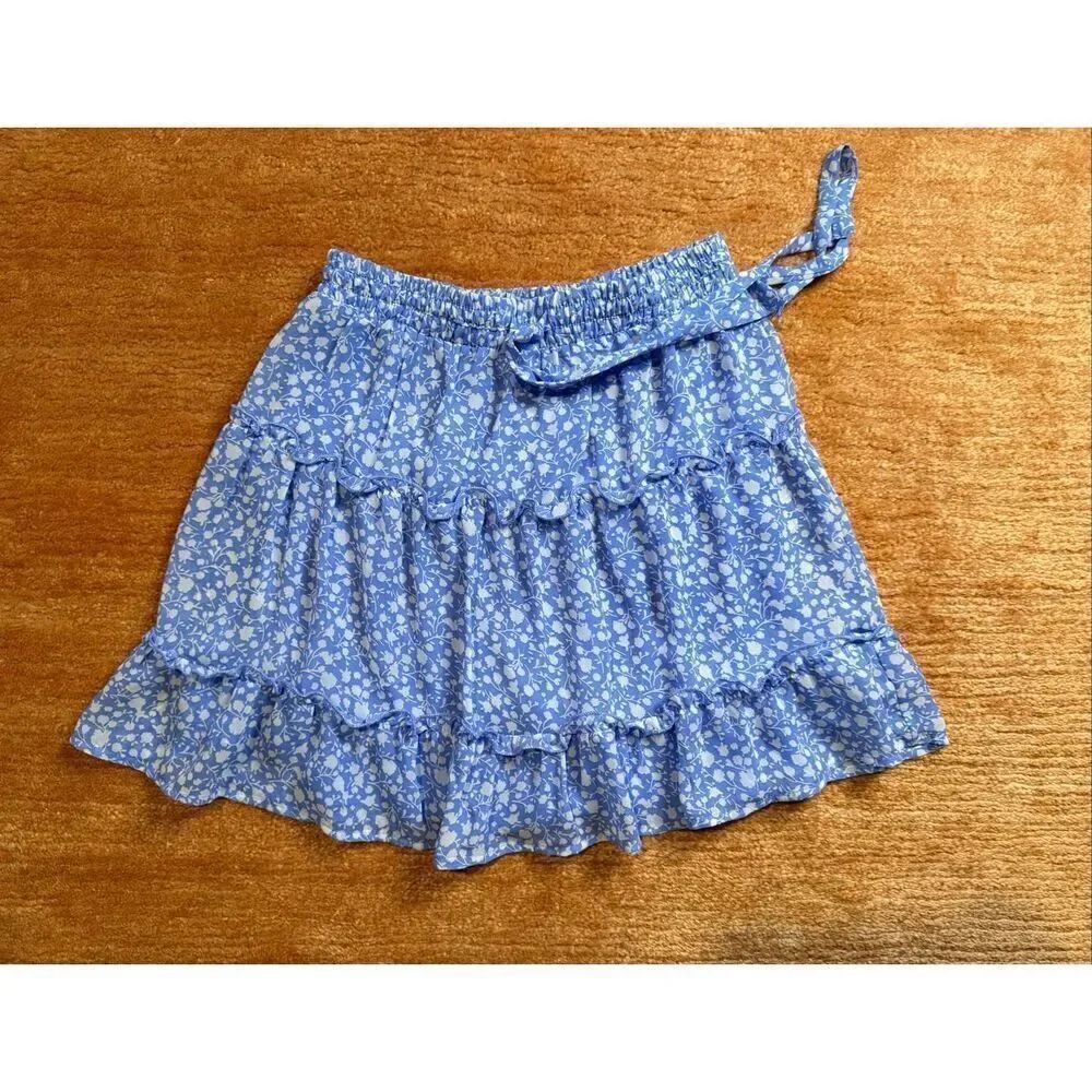 Sienna Sky Blue Floral Tiered Ruffle Skirt Lined Pull On Women’s Medium